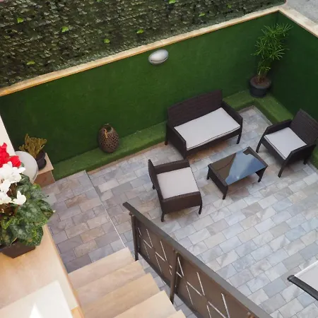 Maja Frühstückspension 4*