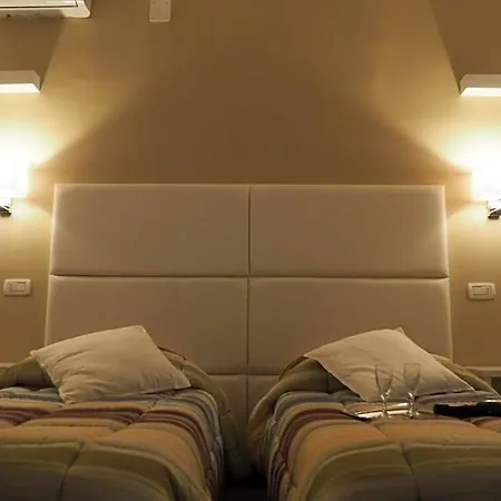 Maja 4*
