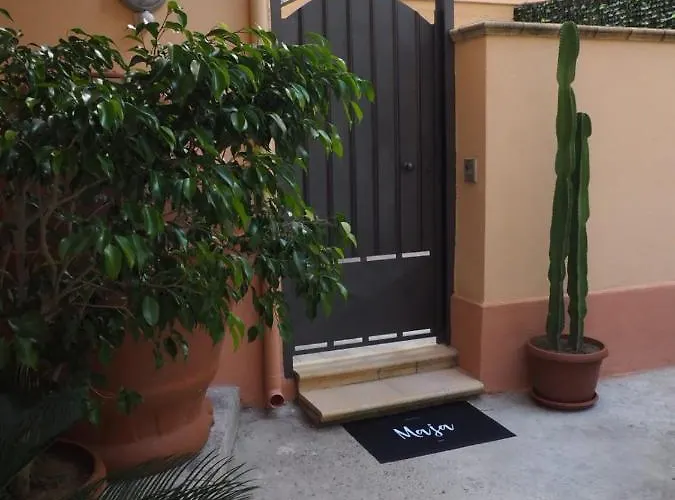 Bed & Breakfast Maja 4*